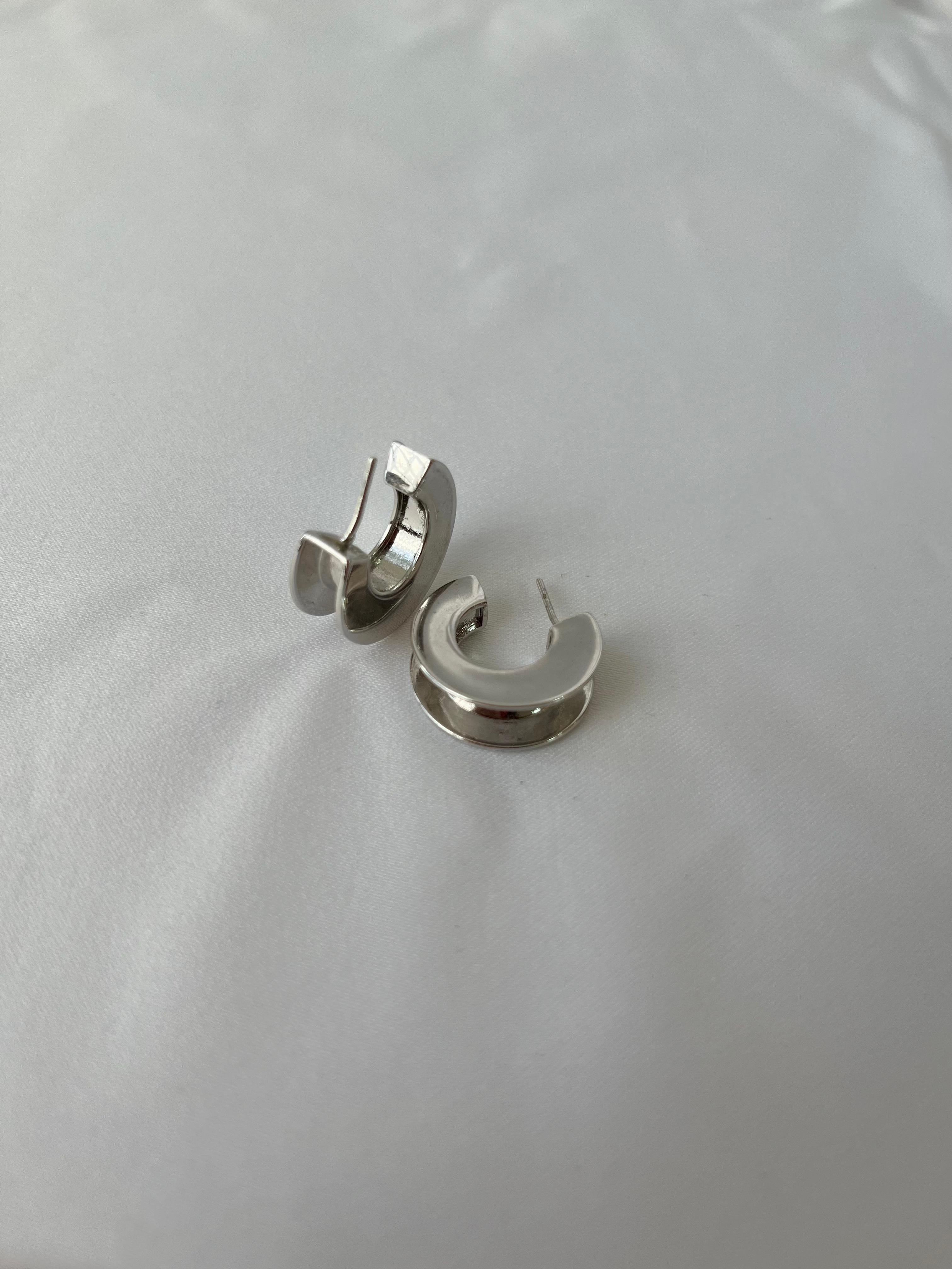 BRINCO ARGOLA SIMONE BUCAR P BANHO RODIO M TORRES AUTORAL