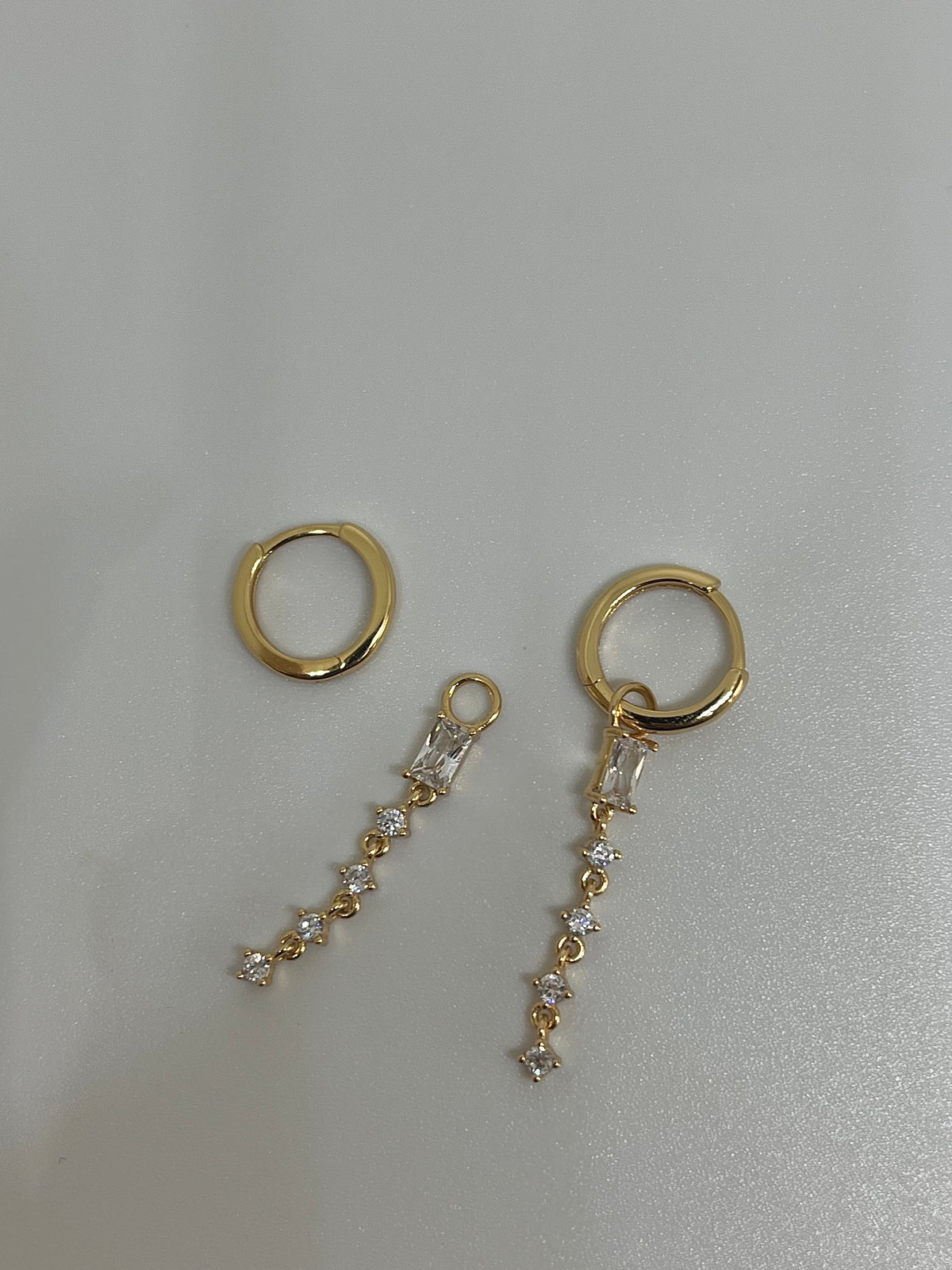 BRINCO ARGOLA C/RETANGULO E PONTOS DE LUZ PRATA 925 C/ BANHO 18K 866697