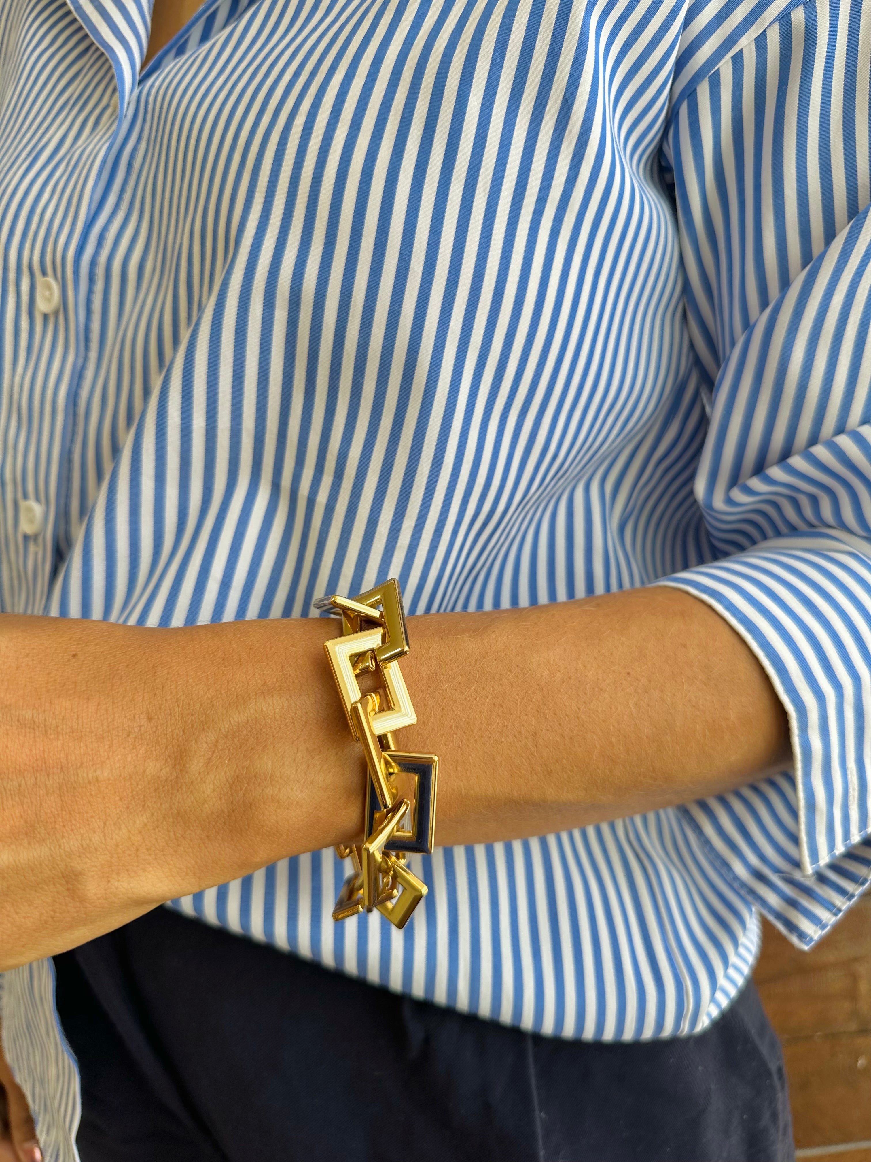 PULSEIRA  ELOS QUADRADO G BANHO OURO 18K