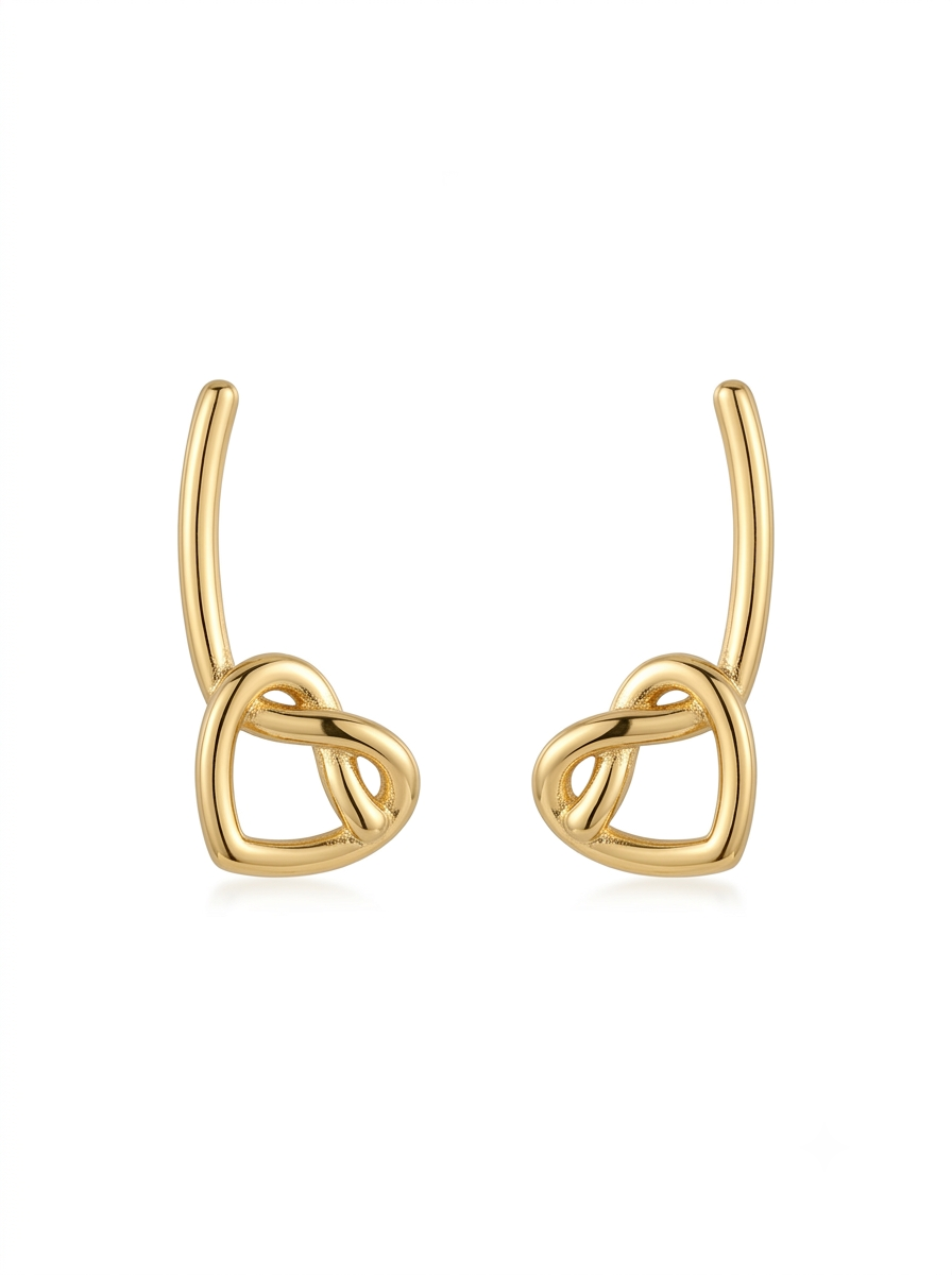 BRINCO EARHOOK CORAÇAO MONIQUE SABOIA BANHO OURO 18K