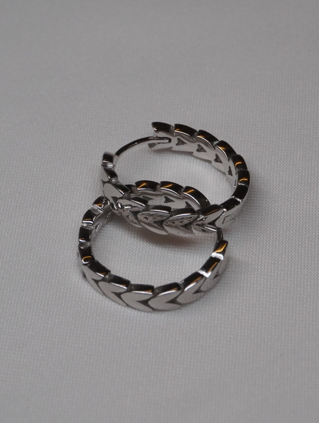 ARGOLA FORMATO FOLHAS LISA G