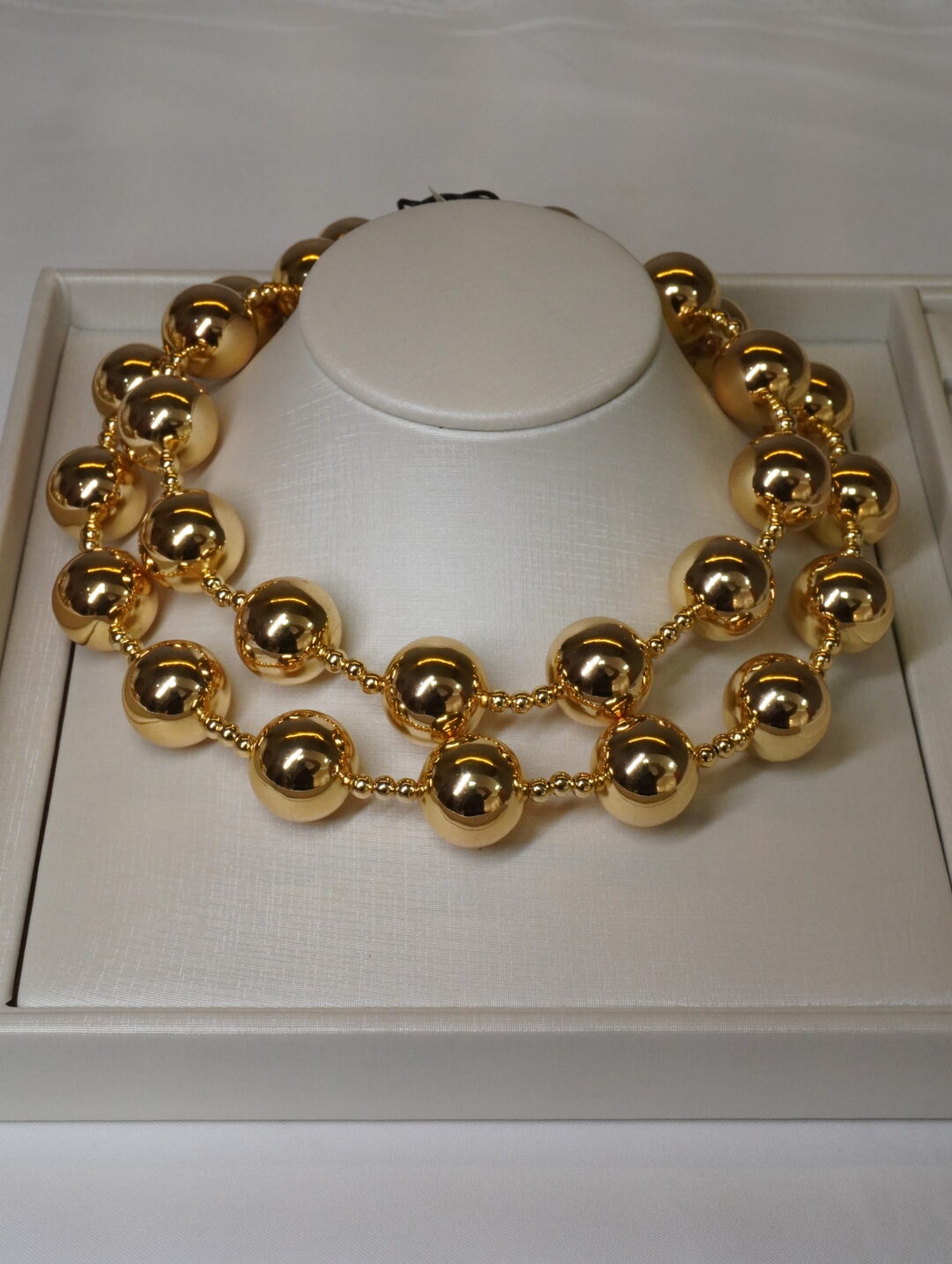 COLAR ESFERAS LONGO DOURADO - Image 2