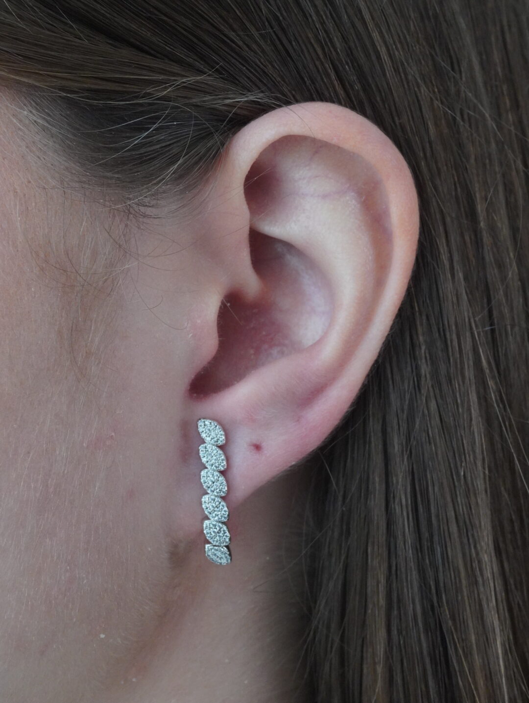 EARHOOK PETALAS BANHO RODIO