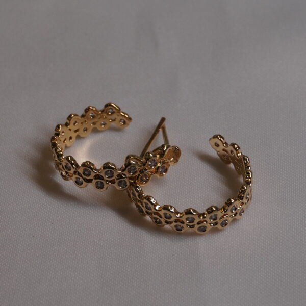 BRINCO  M NUBIA COM BANHO OURO 18K