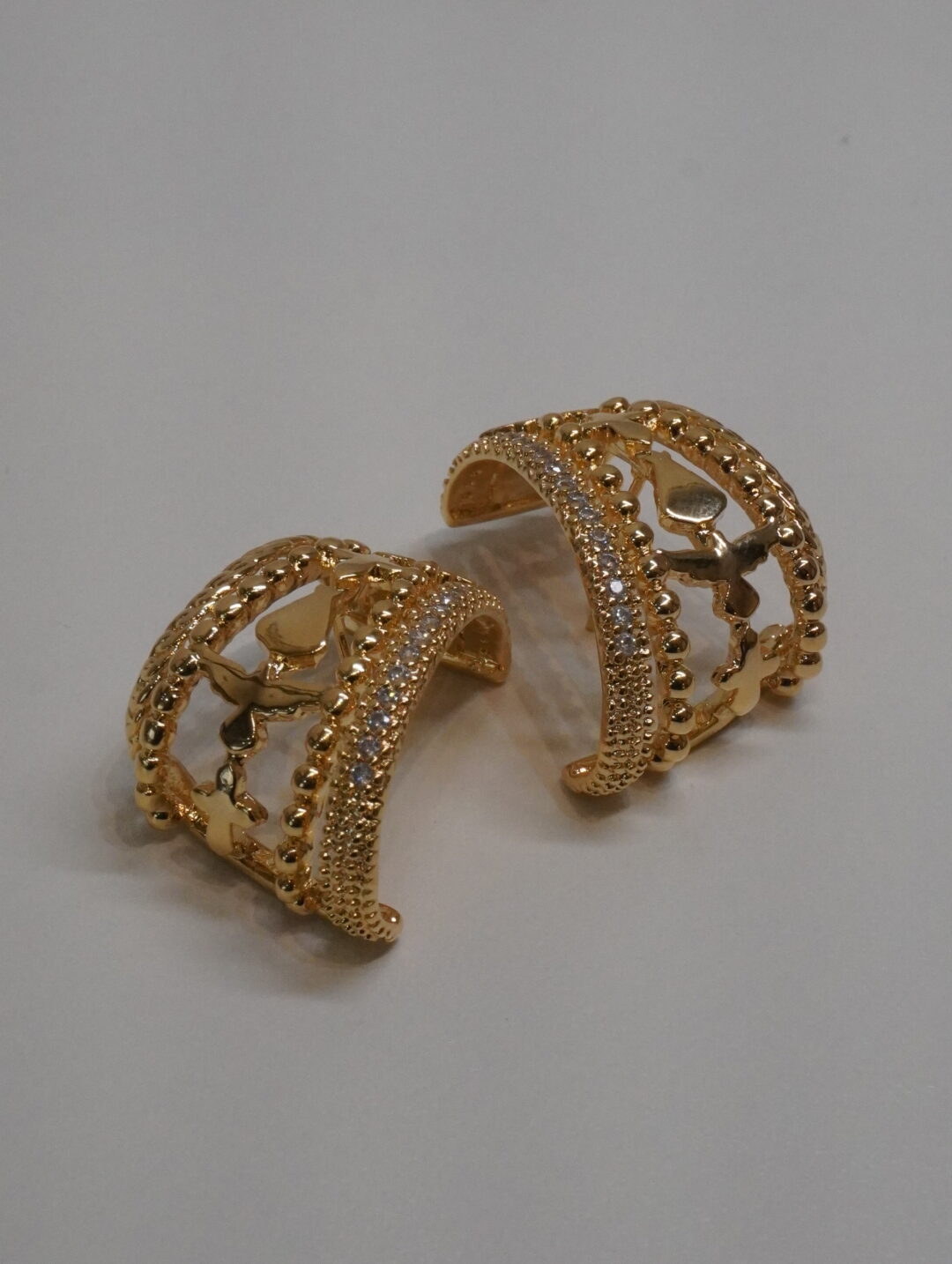 BRINCO  ROBERTA CIOTTI BANHO OURO 18K - Imagem 2
