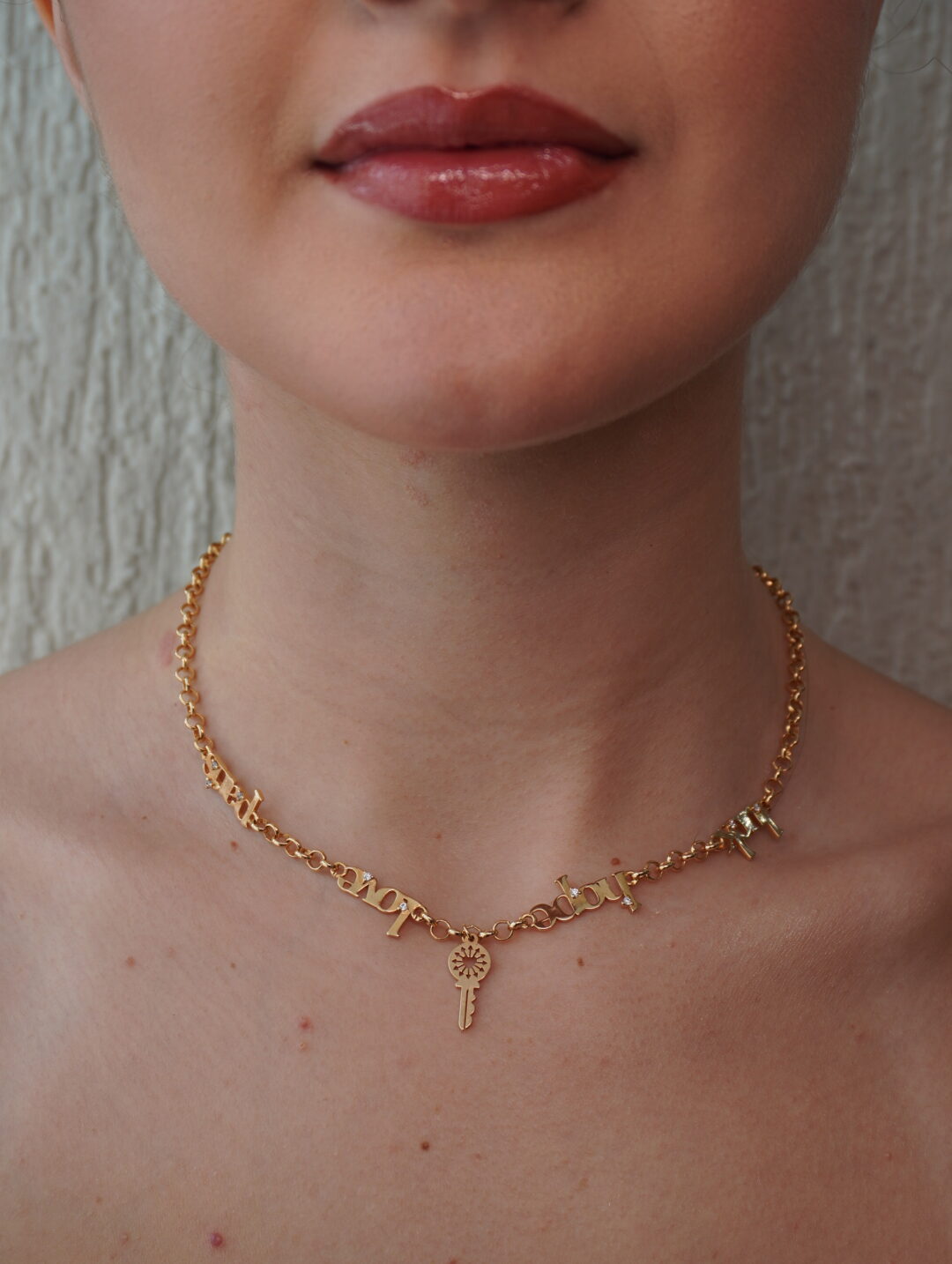 CHOKER VOYAGE BANHO OURO 18K