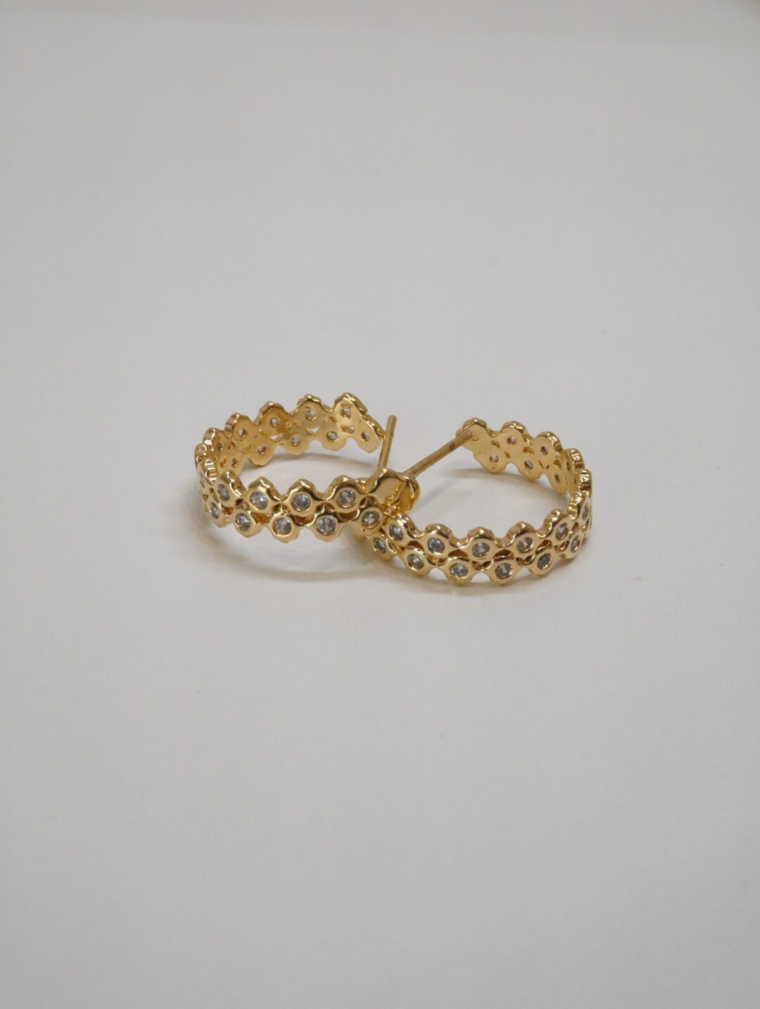 BRINCO  M NUBIA COM BANHO OURO 18K - Imagem 2