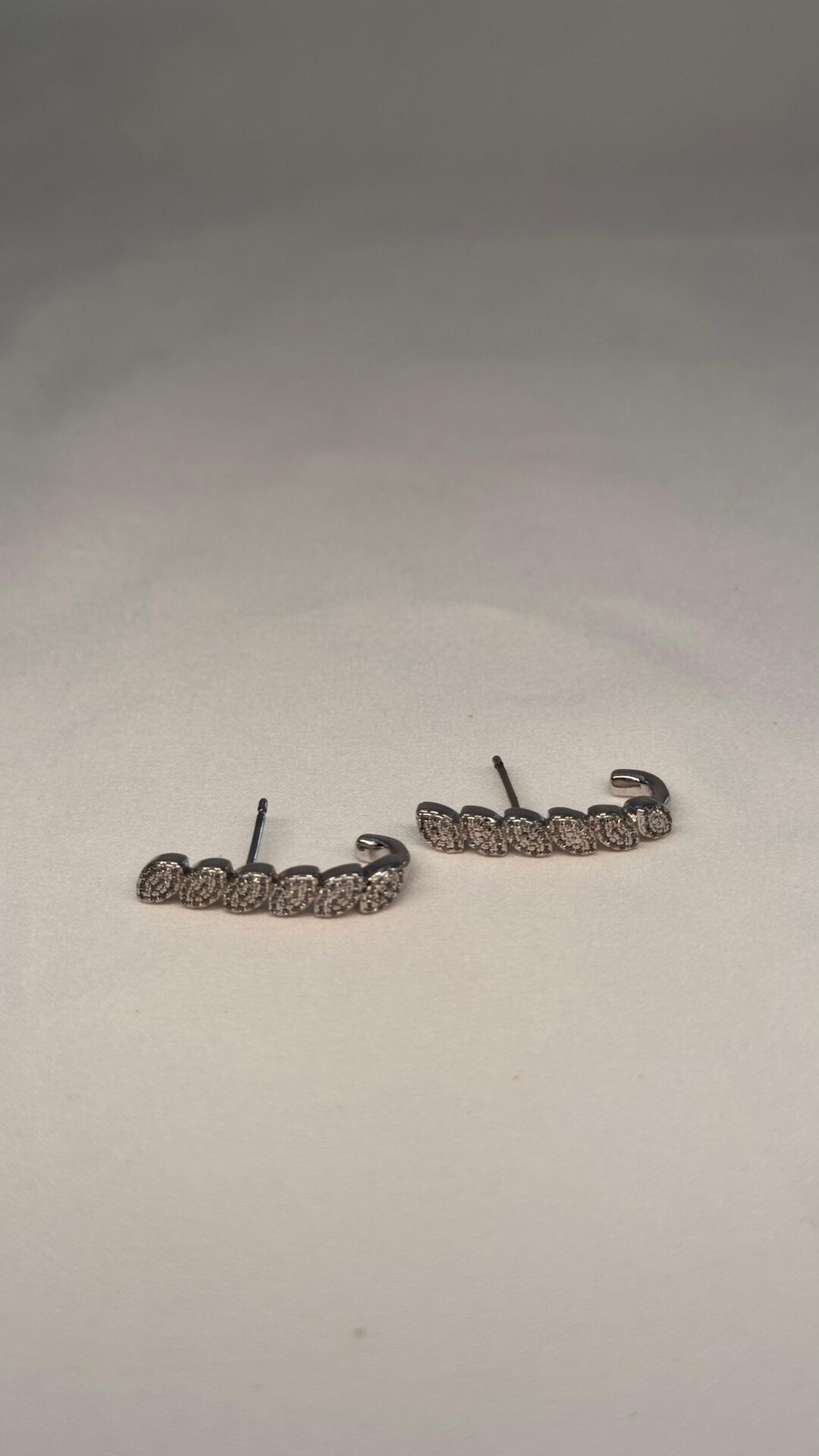 EARHOOK PETALAS BANHO RODIO - Imagem 2