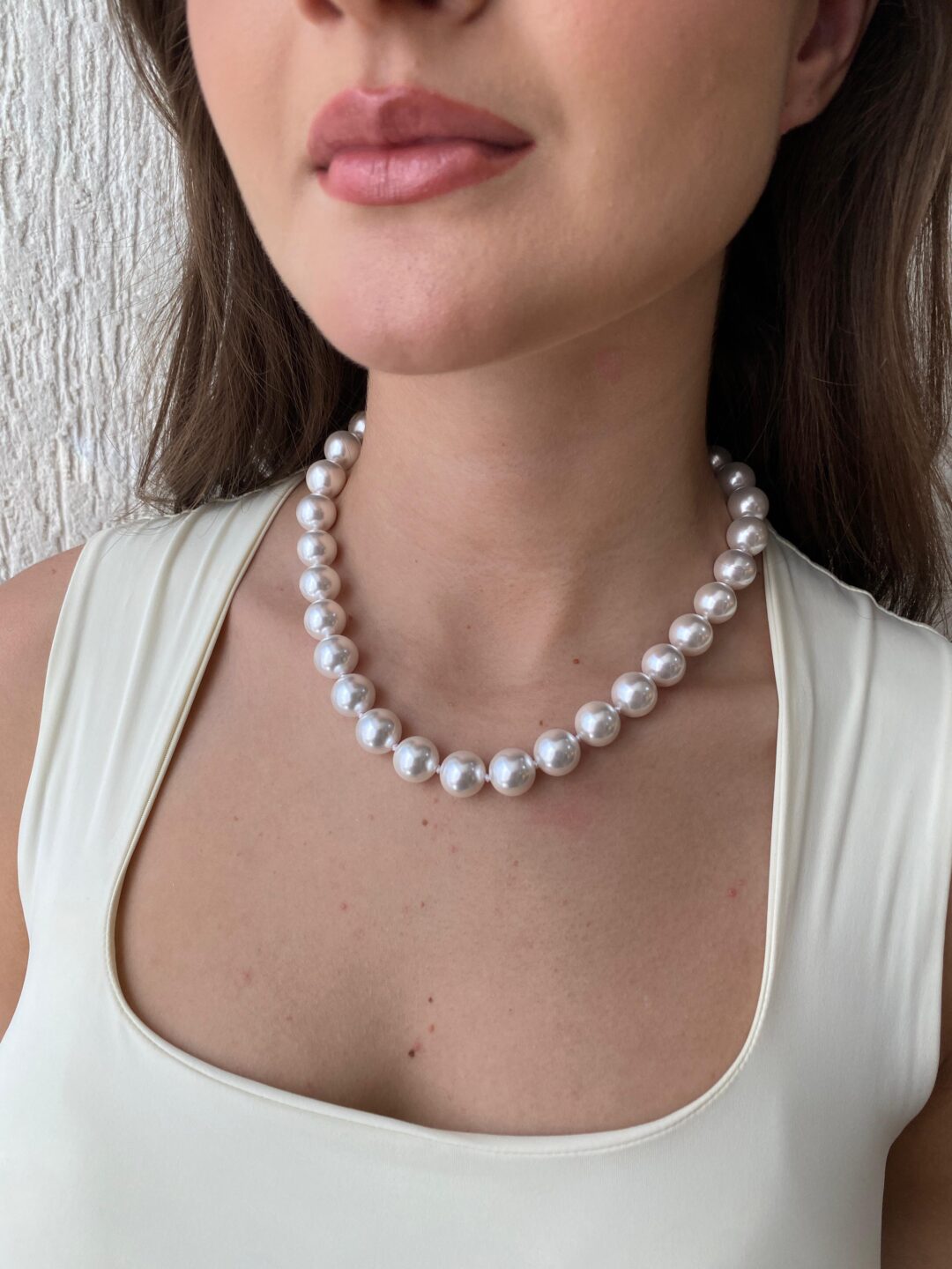 COLAR PEROLA SHELL REDONDA
